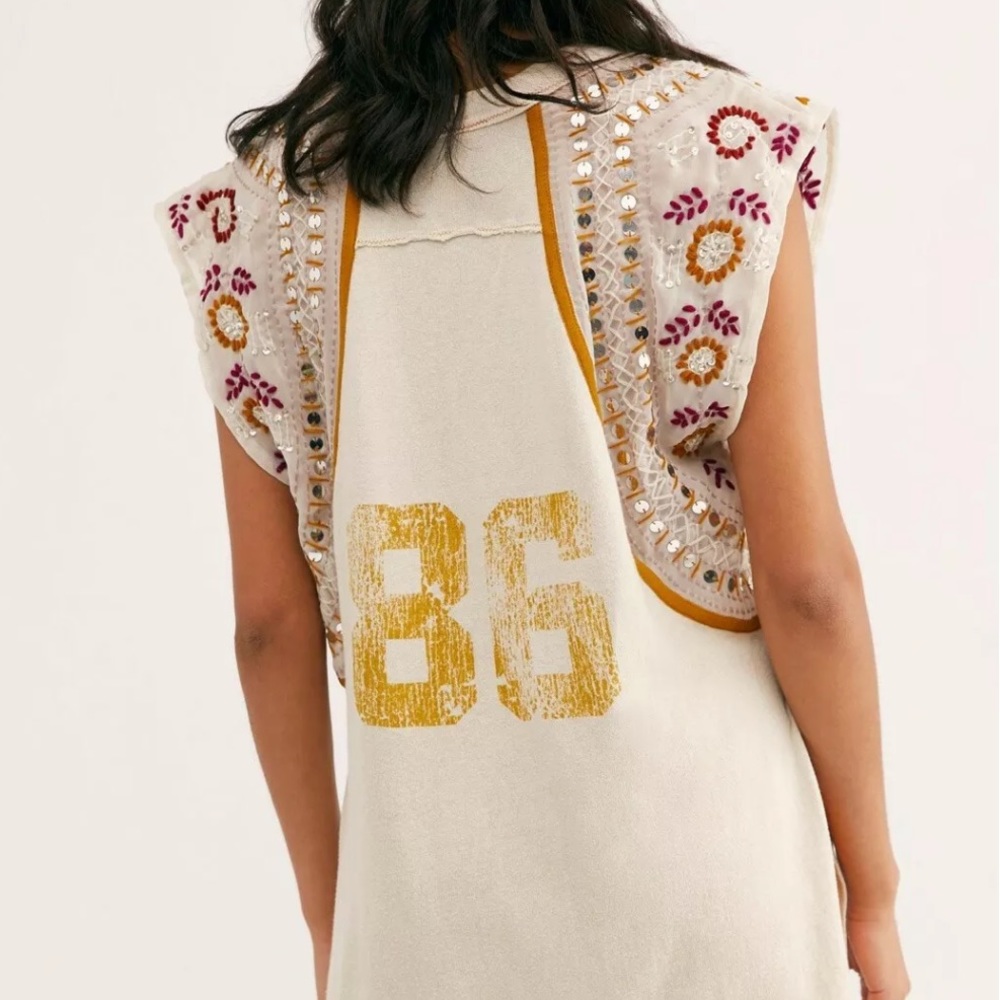 NEW FREE PEOPLE SUMMER NIGHTS EMBELLISHED EMBROIDERED TUNIC TEE SHIRT Z437-10 - Picture 4 of 4